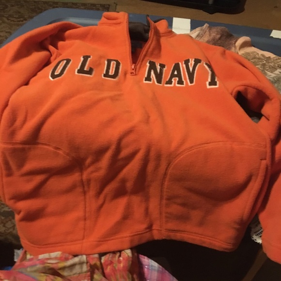 Sweaters - Picture 3 of 8